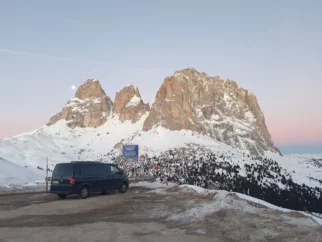 Nedeljski vzhod