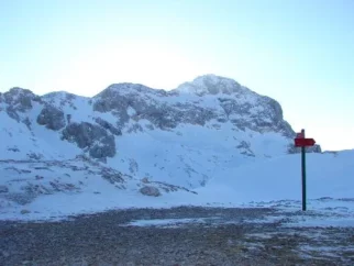 še zadnji pogled na Triglav ispred Staničevega doma