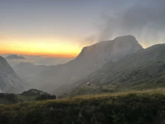 večerni_prihod_na_bivak