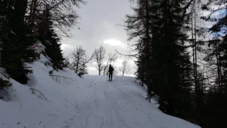 Vreme je blo tko tko, vsake tok se je mal odprl, vmes naju je oblak pojedu, pa tko naprej