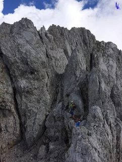 Razgiban teren, tečajci čist napaljeni