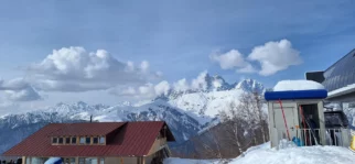 Hatsvali_in_Ushba_v_ozadju