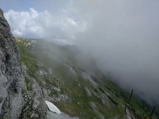 Vmes so nas lovile meglice - še dobr, ker na soncu je že res vroče!