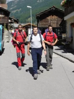 in konča pri hoji