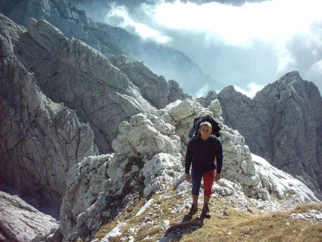 in na vrhu, za nama Zeleniške špice