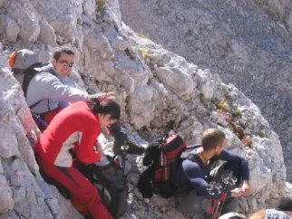 Klada si je od utrujenosti zaželel oslička, ki bi ga popeljal na vrh :)!
