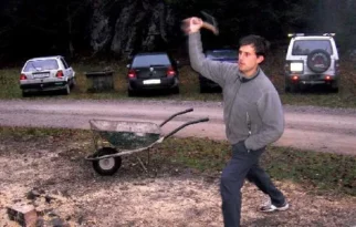 Drži se ti plezanja, je bolj varno!