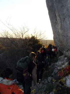 Sledi odhod proti našemu najetemu kmečkemu turizmu, kjer smo prespali mrzlo novembrsko noč.