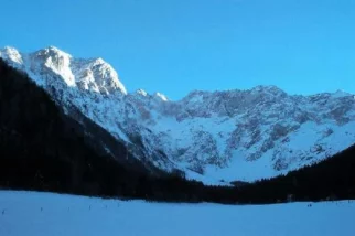 še slovo, naporna smuka po škorjastem snegu in v mislih že Španija (Senjorita, un se...)