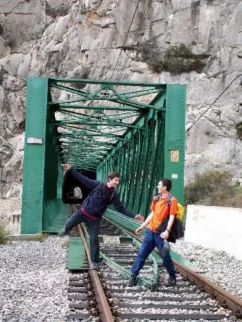 ...izzivamo usodo.