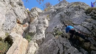 Tečajniška športno plezalna tura na Primorskem