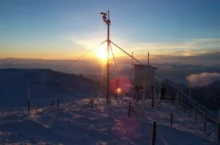 po proslavljanju se zbudimo v dokaj toplo sončno jutro