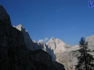 Jah, od Debeljakove je ostala samo panoramska fotka z Jalovcem v ozajdu. Pa drugič!
