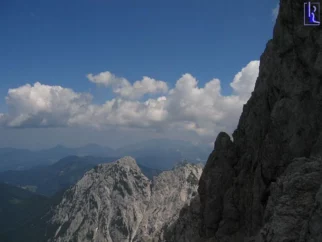 Na eni strani praktično idealno vreme...