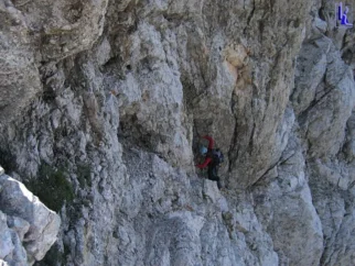 V izsopnem raztežaju se še povarujeva.