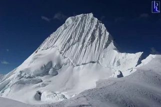 Alpamayo 5947 m