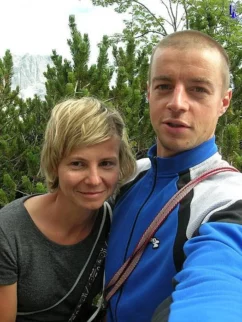 Še obvezna z roke...