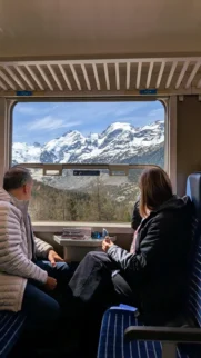 Razgled proti Biacogradu in Piz Morteratsch iz vlaka