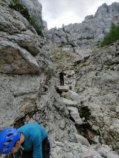 Skoraj_tečajniško_veselje_ob_sestopu
